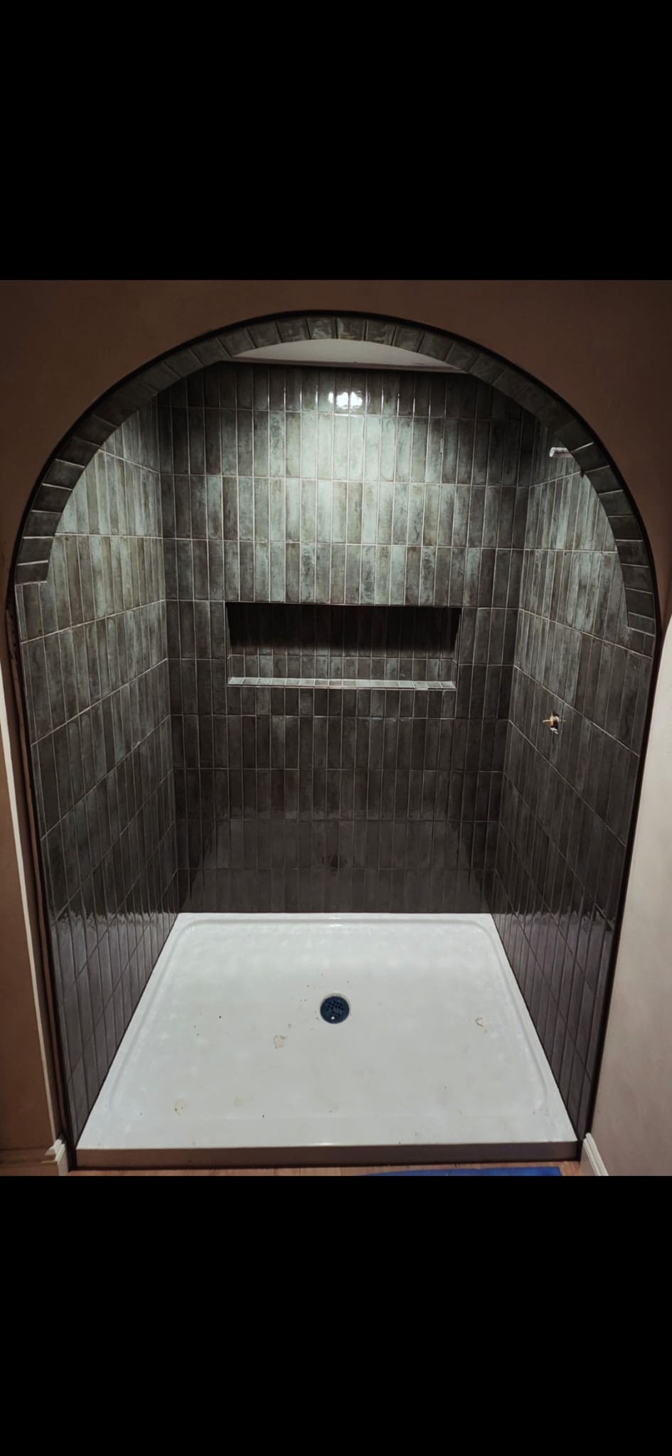 Tiled curbless shower